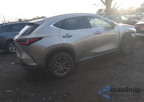 2022 Lexus Nx 350 z USA, uszkodzony, nr VIN 2T2AGCEZ2NC011261